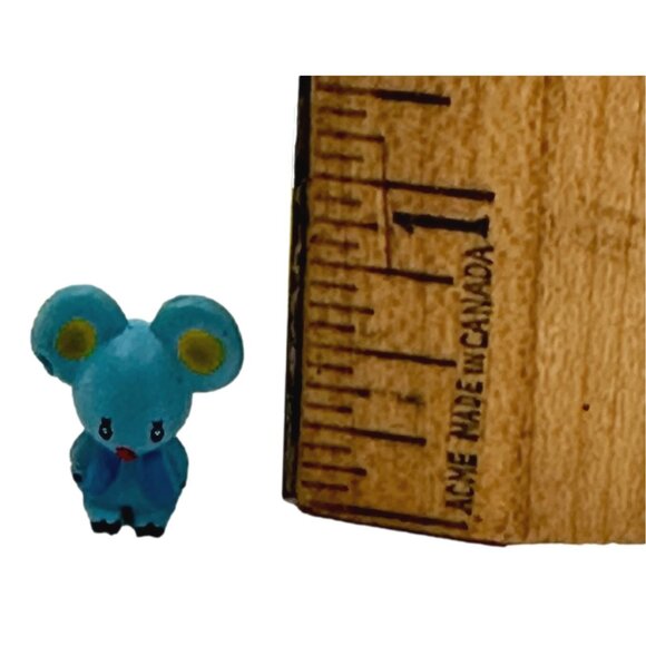 Sanrio Hello Kitty PVC Mini Figures Lot 6 Joey Mama Grand Mother Racoon Bear - Picture 8 of 10